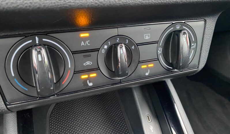 Škoda Scala 1.0TSi ČR! 1.maj.! Car Play full