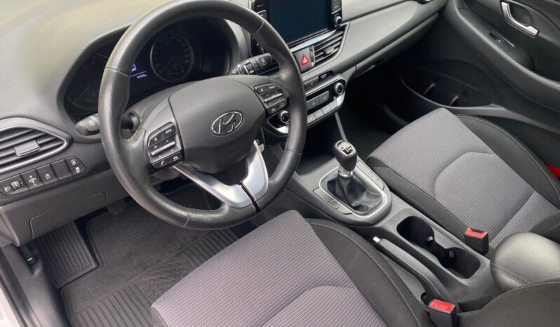 Hyundai i30 Com. 1.0TGDi 88kW! ČR! 1.maj.! full