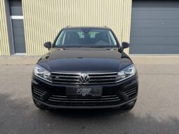 Volkswagen Touareg 3.0TDi 193kW R-Line! ČR! 1.maj full