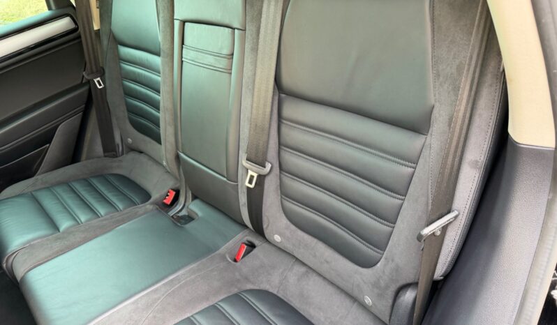 Volkswagen Touareg 3.0TDi 193kW R-Line! ČR! 1.maj full