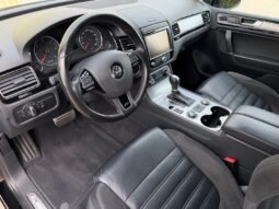 Volkswagen Touareg 3.0TDi 193kW R-Line! ČR! 1.maj full
