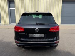 Volkswagen Touareg 3.0TDi 193kW R-Line! ČR! 1.maj full