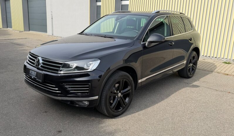 Volkswagen Touareg 3.0TDi 193kW R-Line! ČR! 1.maj full