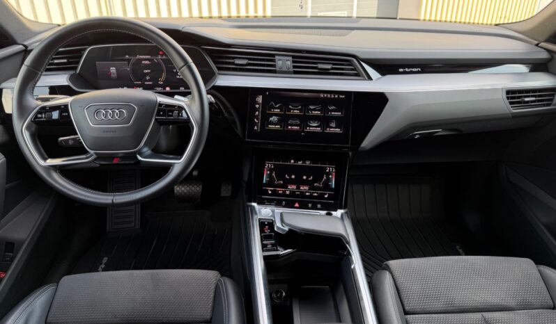 Audi e-tron 55 300kW! Quattro! S-Line! ČR! full
