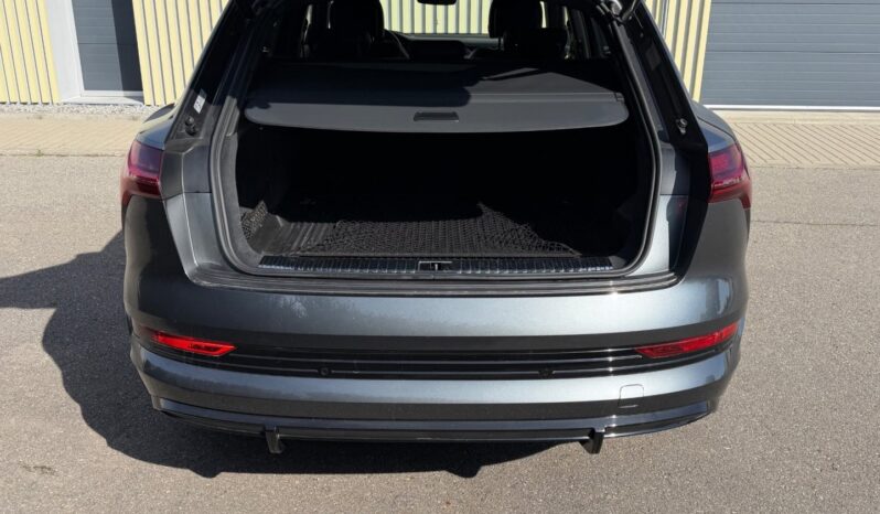 Audi e-tron 55 300kW! Quattro! S-Line! ČR! full