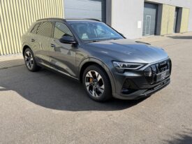 Audi e-tron 55 300kW! Quattro! S-Line! ČR!