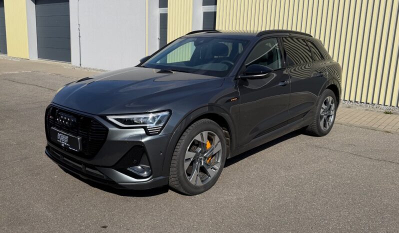Audi e-tron 55 300kW! Quattro! S-Line! ČR! full