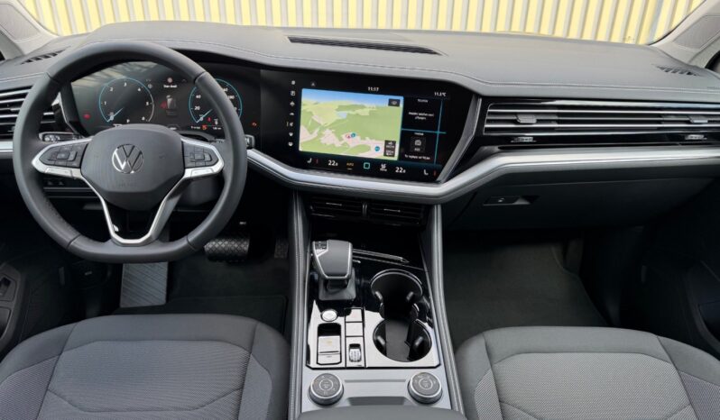Volkswagen Touareg 3.0TDi 210kW! ČR! NOVÝ VŮZ full