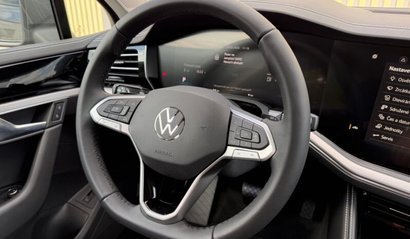 Volkswagen Touareg 3.0TDi 210kW! ČR! NOVÝ VŮZ full