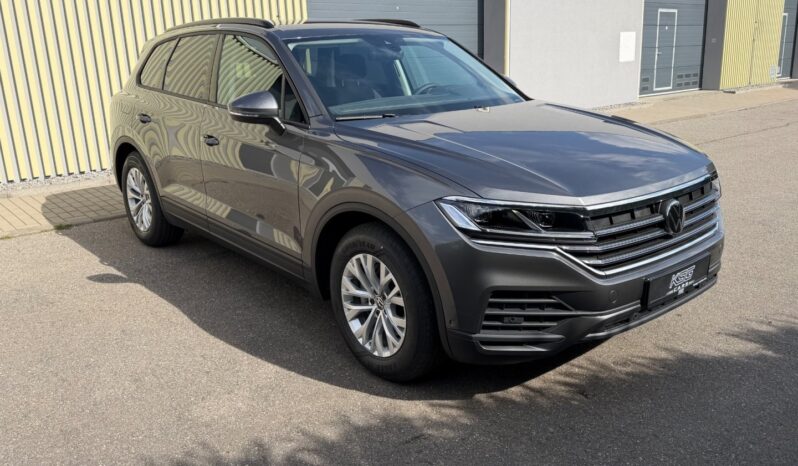 Volkswagen Touareg 3.0TDi 210kW! ČR! NOVÝ VŮZ full