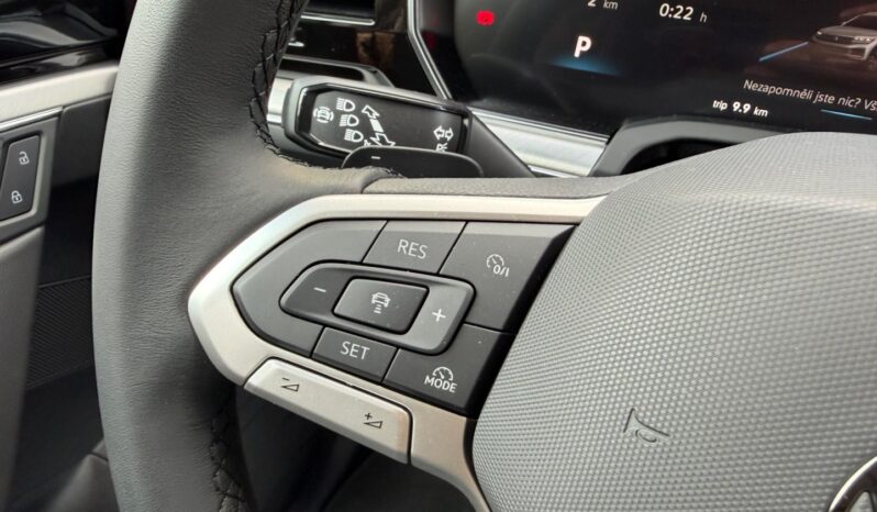 Volkswagen Touareg 3.0TDi 210kW! ČR! NOVÝ VŮZ full