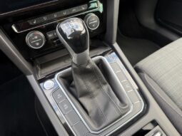 Volkswagen Passat Com. 2.0TDi 110kW! Full LED full