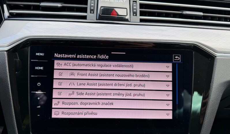 Volkswagen Passat Com. 2.0TDi 110kW! Full LED full