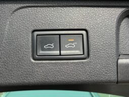 Volkswagen Passat Com. 2.0TDi 110kW! Full LED full