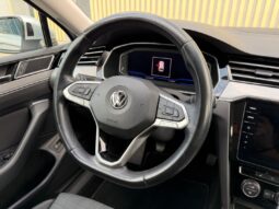 Volkswagen Passat Com. 2.0TDi 110kW! Full LED full