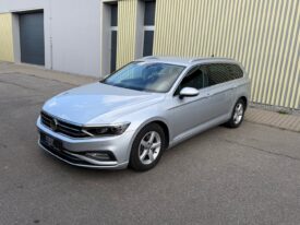 Volkswagen Passat Com. 2.0TDi 110kW! Full LED