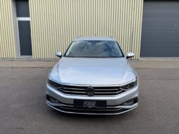 Volkswagen Passat Com. 2.0TDi 110kW! Full LED full