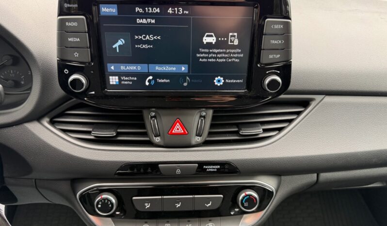 Hyundai i30 Com. 1.0TGDi 88kW! ČR! 1.maj.! full