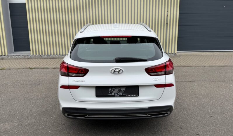 Hyundai i30 Com. 1.0TGDi 88kW! ČR! 1.maj.! full