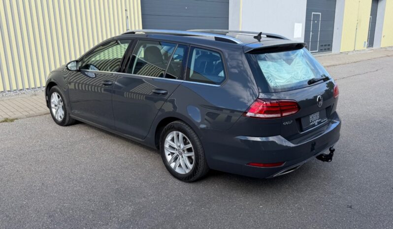 Volkswagen Golf Com. 1.6TDi Highline! ČR!1.maj full