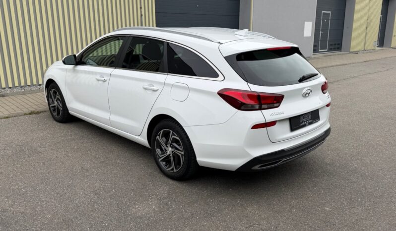 Hyundai i30 Com. 1.6CRDi ČR! 1.maj.! STYLE full