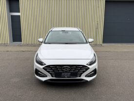Hyundai i30 Com. 1.6CRDi ČR! 1.maj.! STYLE