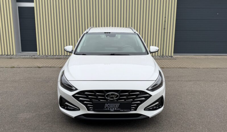 Hyundai i30 Com. 1.6CRDi ČR! 1.maj.! STYLE full