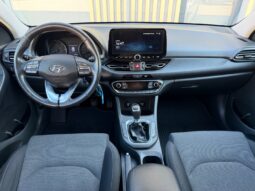 Hyundai i30 Com. 1.6CRDi ČR! 1.maj.! STYLE full