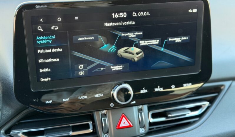 Hyundai i30 Com. 1.6CRDi ČR! 1.maj.! STYLE full
