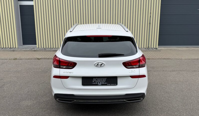 Hyundai i30 Com. 1.6CRDi ČR! 1.maj.! STYLE full