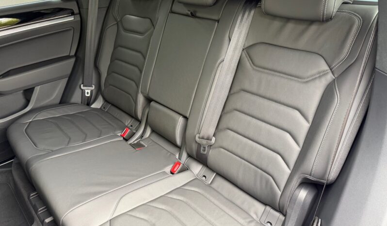 Volkswagen Touareg 3.0TDi R-Line! ČR! NOVÝ VŮZ full