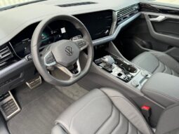 Volkswagen Touareg 3.0TDi R-Line! ČR! NOVÝ VŮZ full
