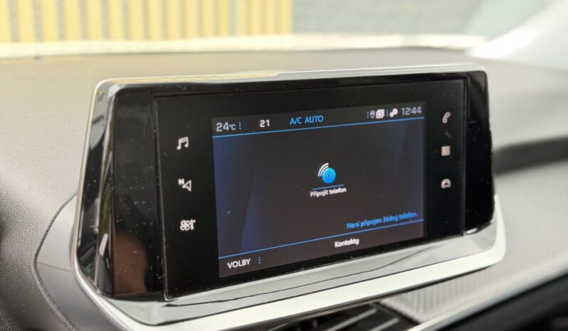Peugeot 2008 1.5HDi 81kW ČR! 1.maj. ALLURE full
