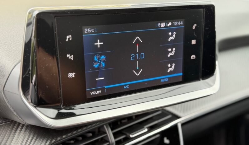 Peugeot 2008 1.5HDi 81kW ČR! 1.maj. ALLURE full