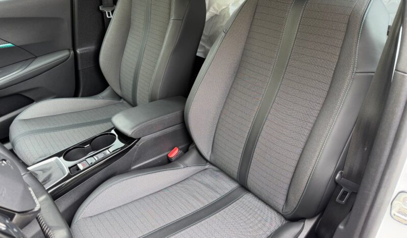 Peugeot 2008 1.5HDi 81kW ČR! 1.maj. ALLURE full