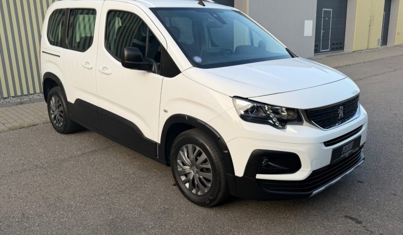 Peugeot Rifter 1.2PT 81kW ALLURE! Navigace! full