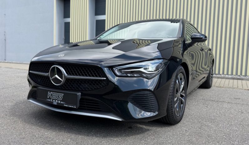 Mercedes-Benz CLA 180 SB Navi! 2 sady kol! full