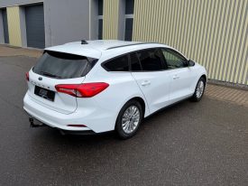 Ford Focus Com. 1.5TDCi 88kW TITANIUM!1.m