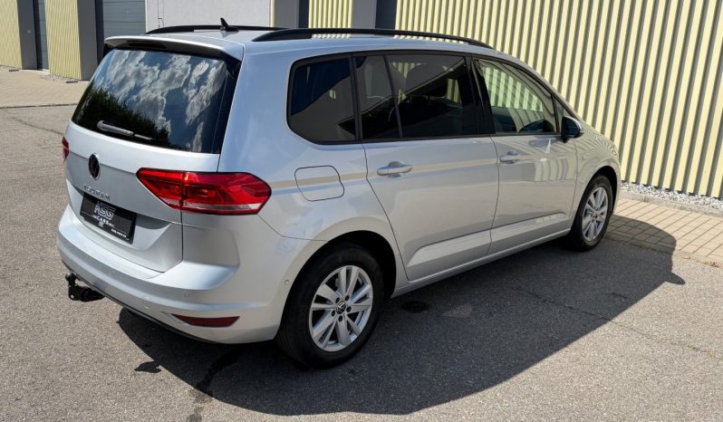 Volkswagen Touran 2.0TDi 110kW DSG! Tažné! Vyhř. full