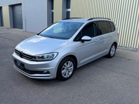 Volkswagen Touran 2.0TDi 110kW DSG! Tažné! Vyhř.