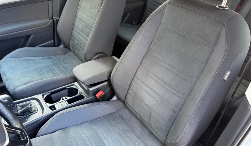 Volkswagen Touran 2.0TDi 110kW DSG! Tažné! Vyhř. full