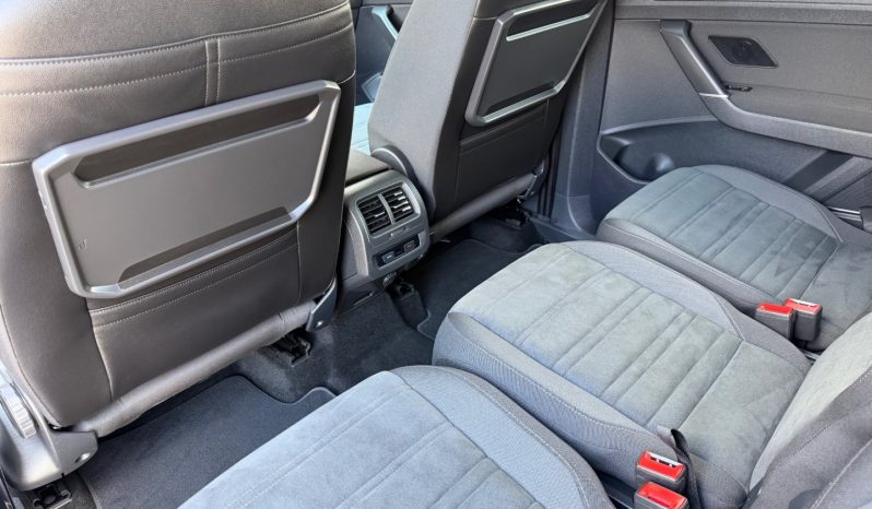 Volkswagen Touran 2.0TDi 110kW DSG! Tažné! Vyhř. full
