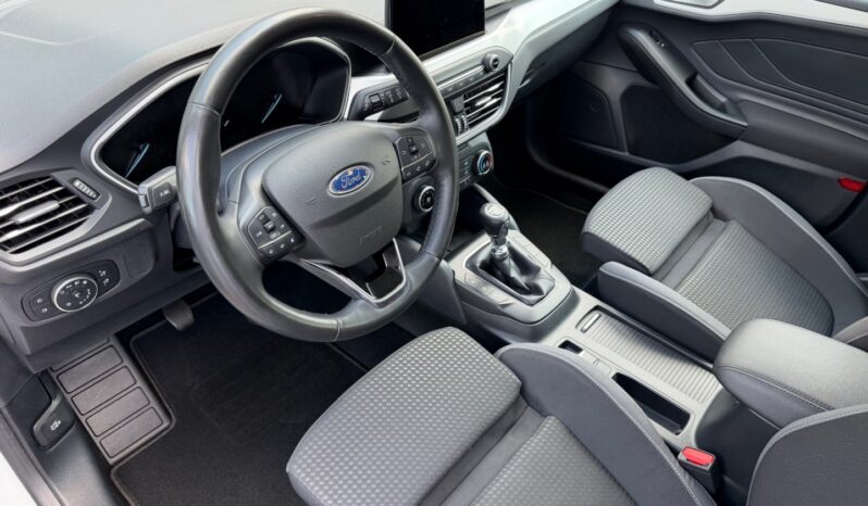Ford Focus Com. 1.5TDCi 88kW Tažné! Navi! full