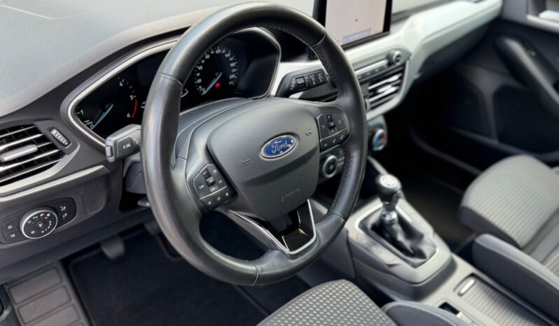 Ford Focus Com. 1.5TDCi 88kW Tažné! Navi! full