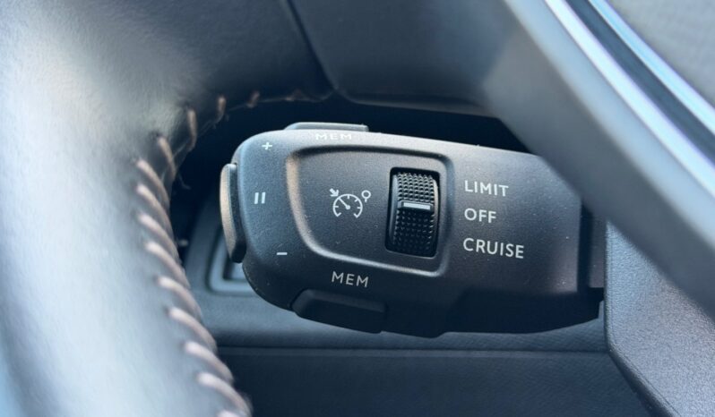Peugeot 5008 1.2PT 96kW! 7 míst! ZÁRUKA full