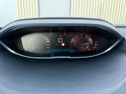 Peugeot 3008 1.2PT 96kW Navigace! Kamera! full