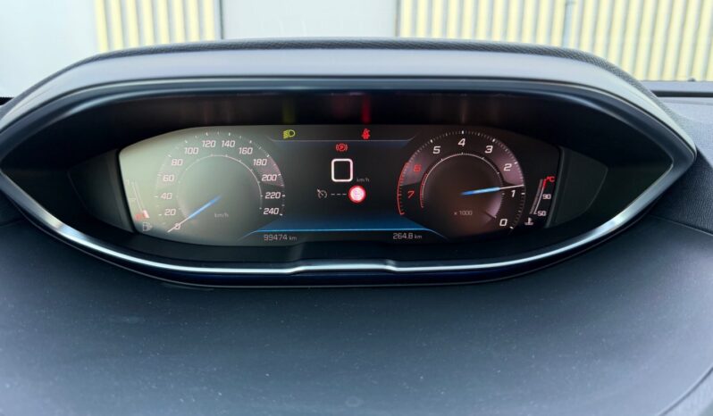 Peugeot 3008 1.2PT 96kW Navigace! Kamera! full