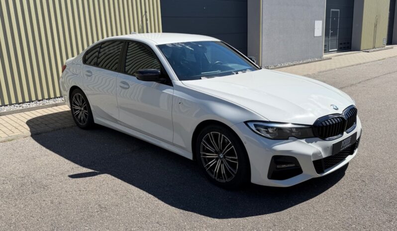 BMW Řada 3 320d x-Drive 140kW M-Sport! full