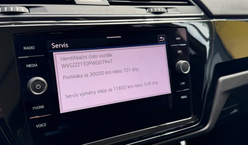 Volkswagen Touran 1.5TSi 110kW DSG R-line! full