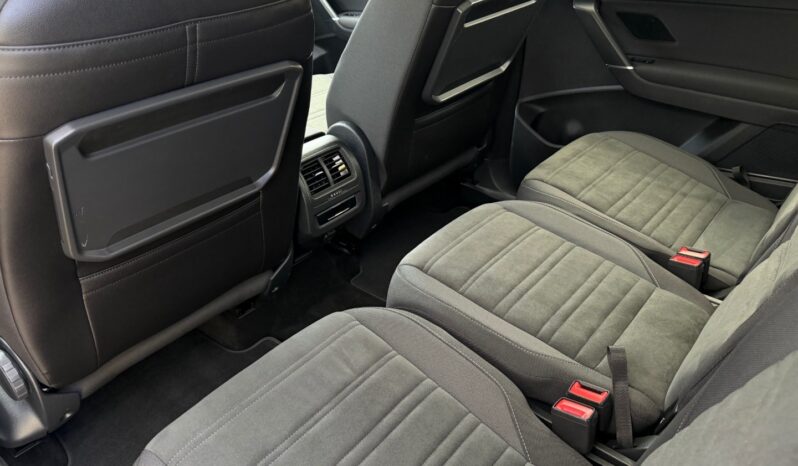 Volkswagen Touran 1.5TSi 110kW DSG R-line! full